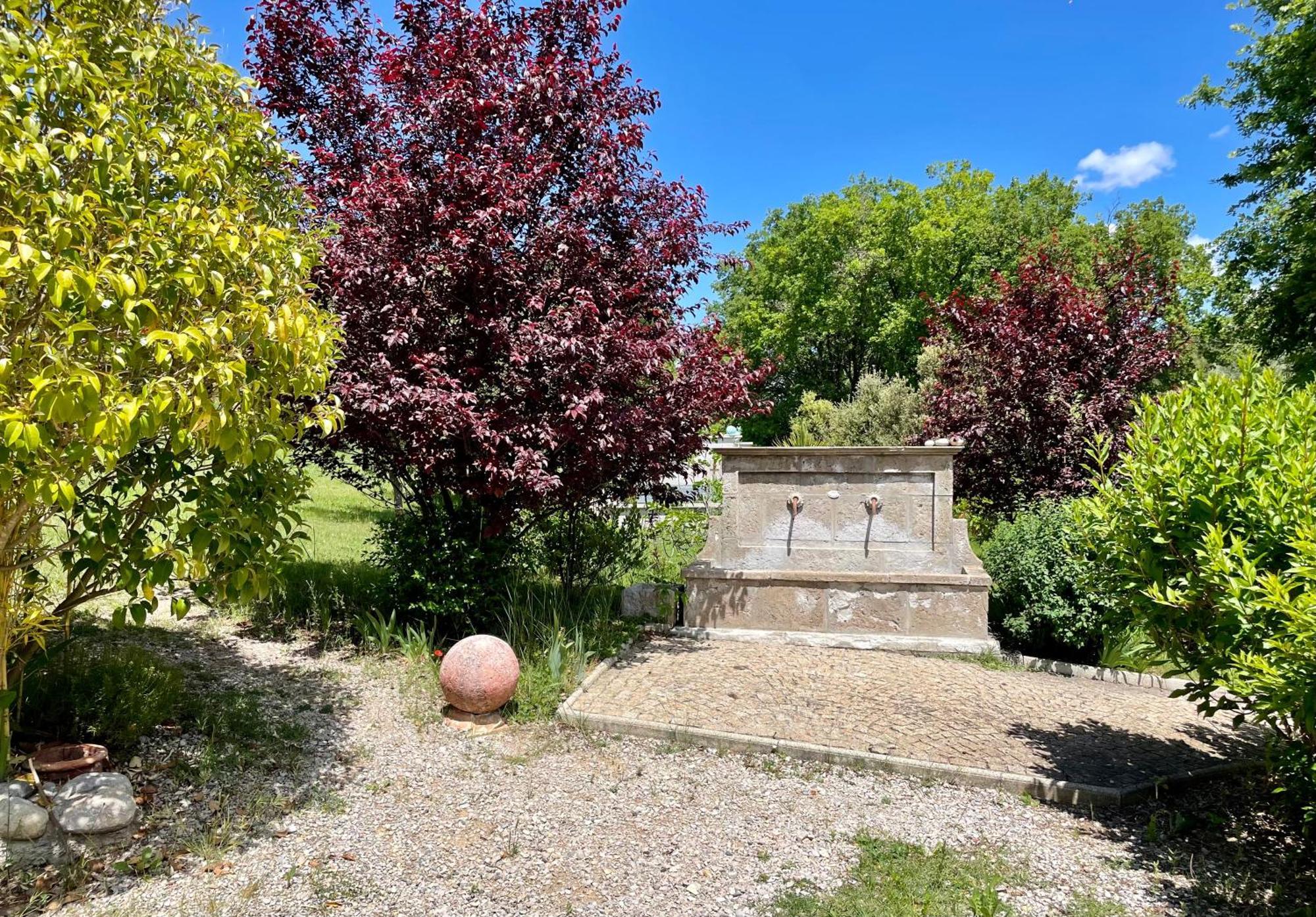 Bed and Breakfast Pigeonnier Des Banons Puimoisson Exterior foto